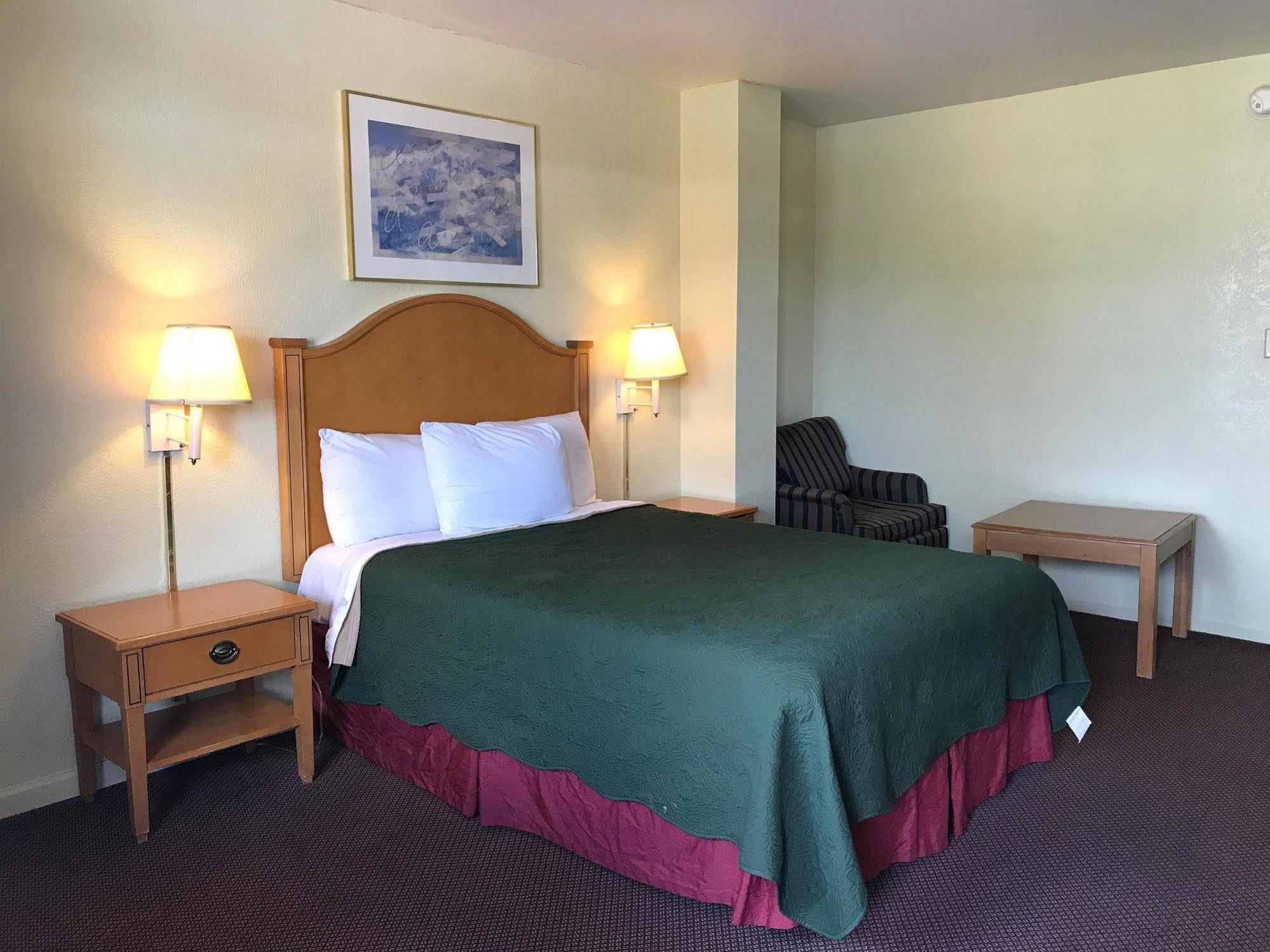 Fairbridge Inn Express - Barrington Extérieur photo