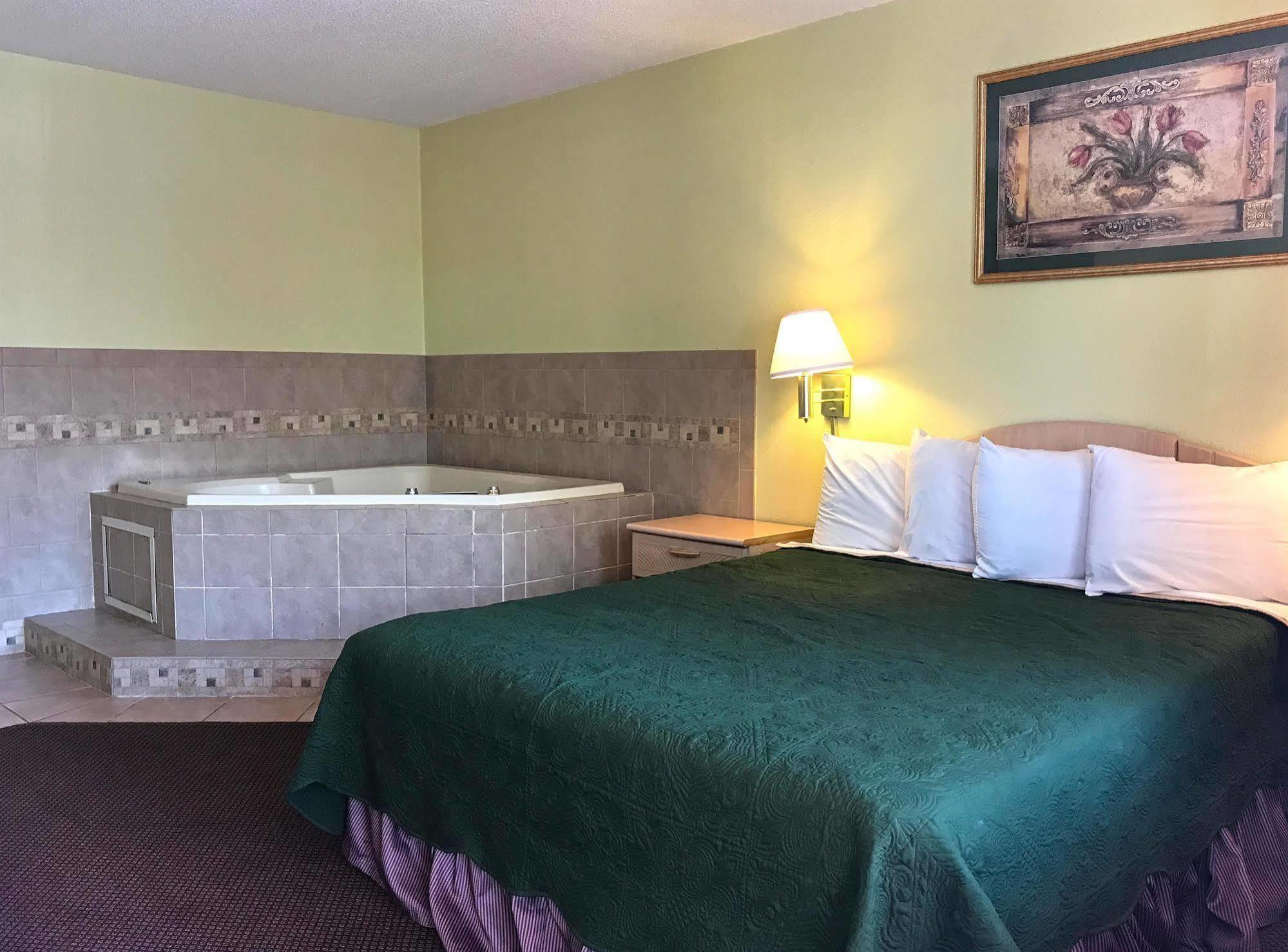 Fairbridge Inn Express - Barrington Extérieur photo